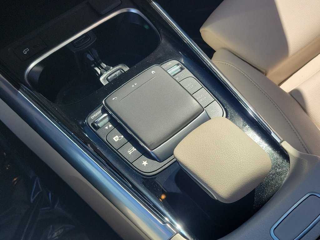 Used 2021 Mercedes-Benz GLA 250 image 30
