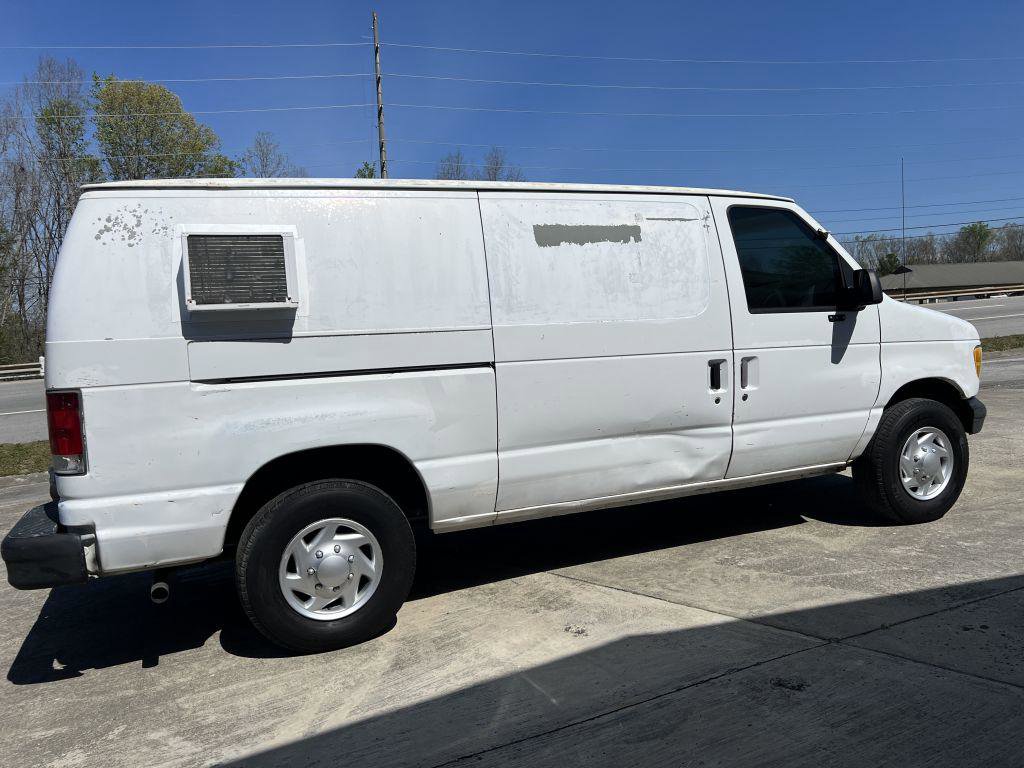 Used 1998 Ford E-250 and Econoline 250 image 12