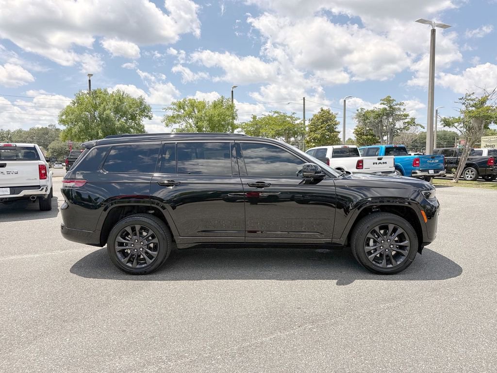 New 2026 Jeep Grand Cherokee L Limited AWD/4WD image 2