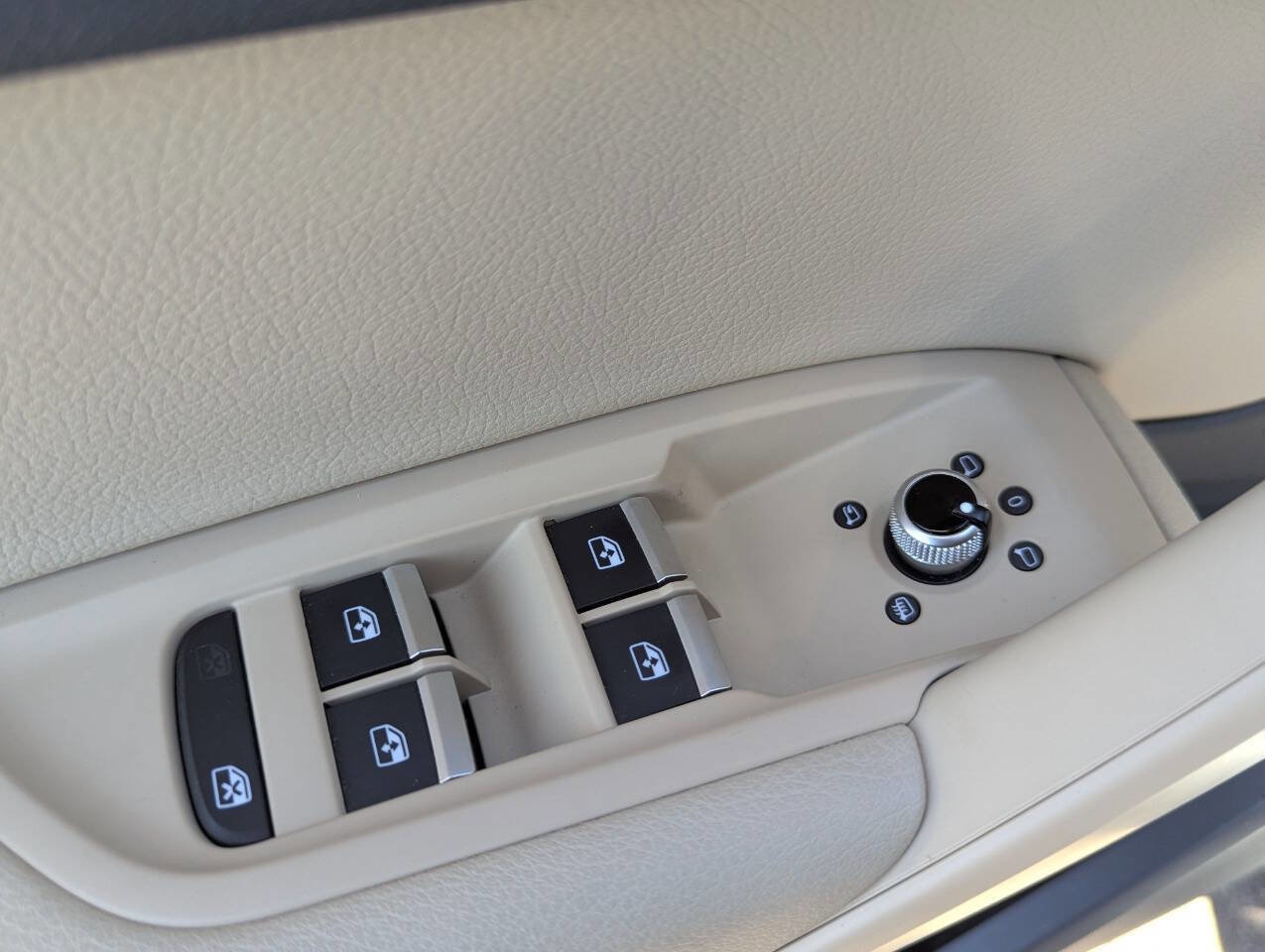 Used 2018 Audi Q5 2.0T Premium image 27