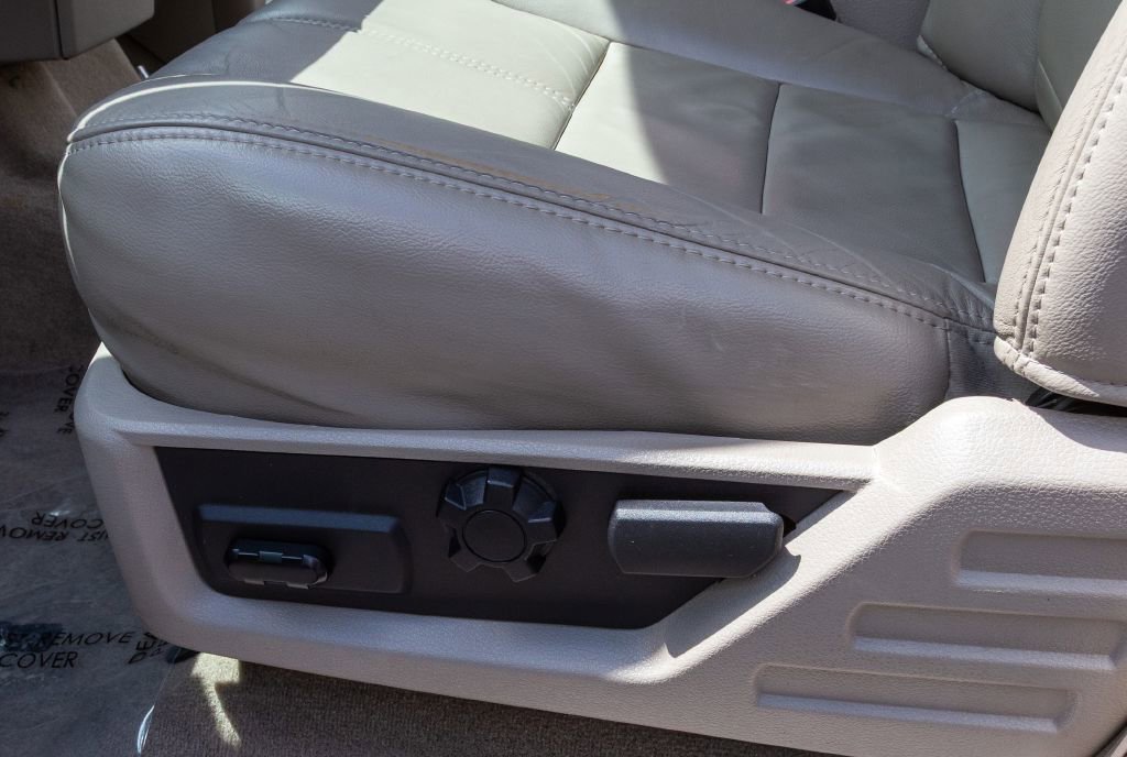 Used 2008 Ford F250 Lariat image 35
