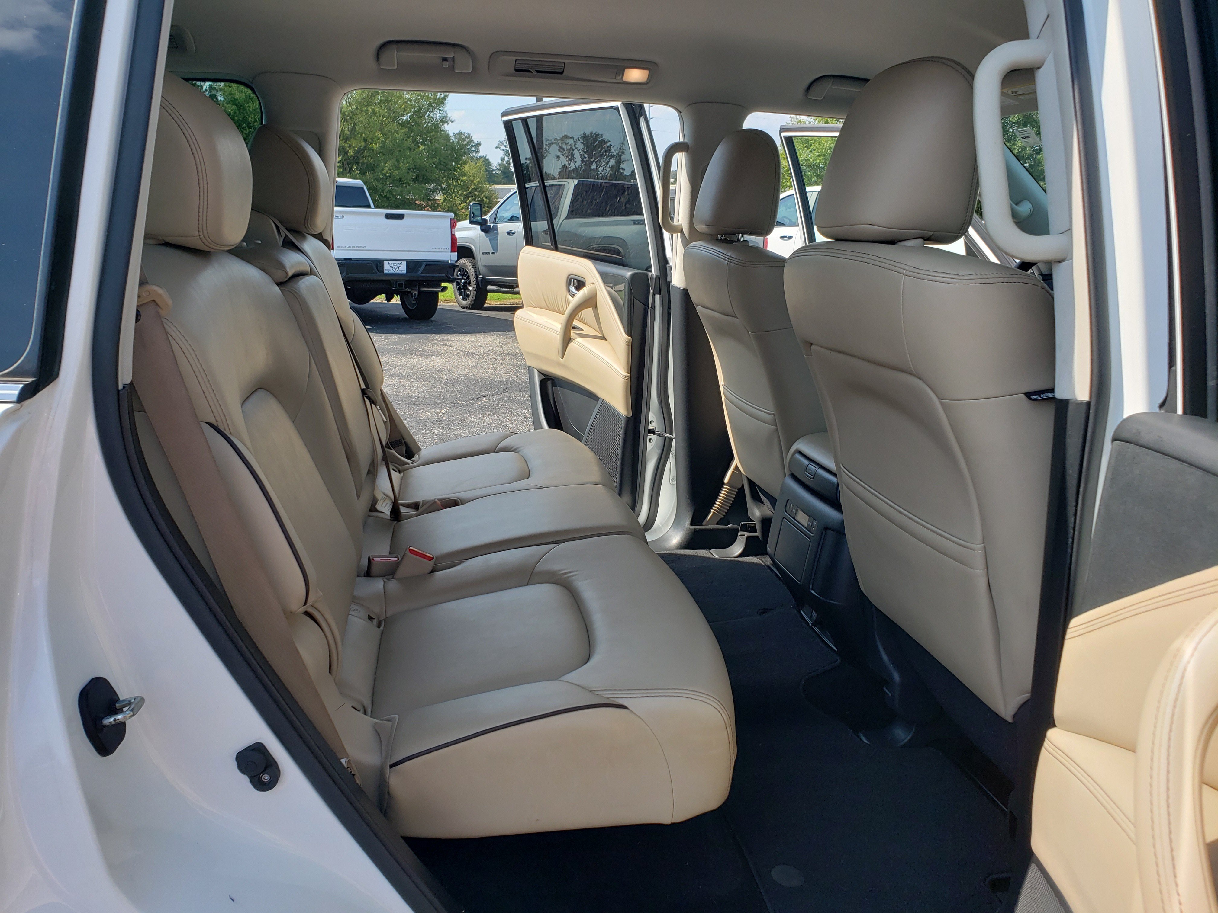 Used 2023 Nissan Armada SV w/ Cargo Package RWD image 31
