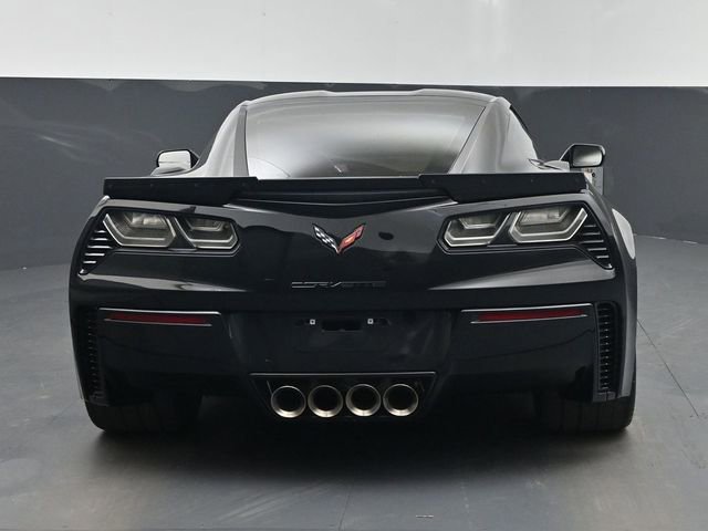 Used 2015 Chevrolet Corvette Z06 w/ 3LZ Preferred Equipment Group RWD image 11