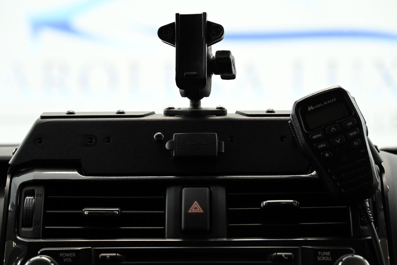 Used 2018 Toyota 4Runner TRD Off-Road Premium image 38