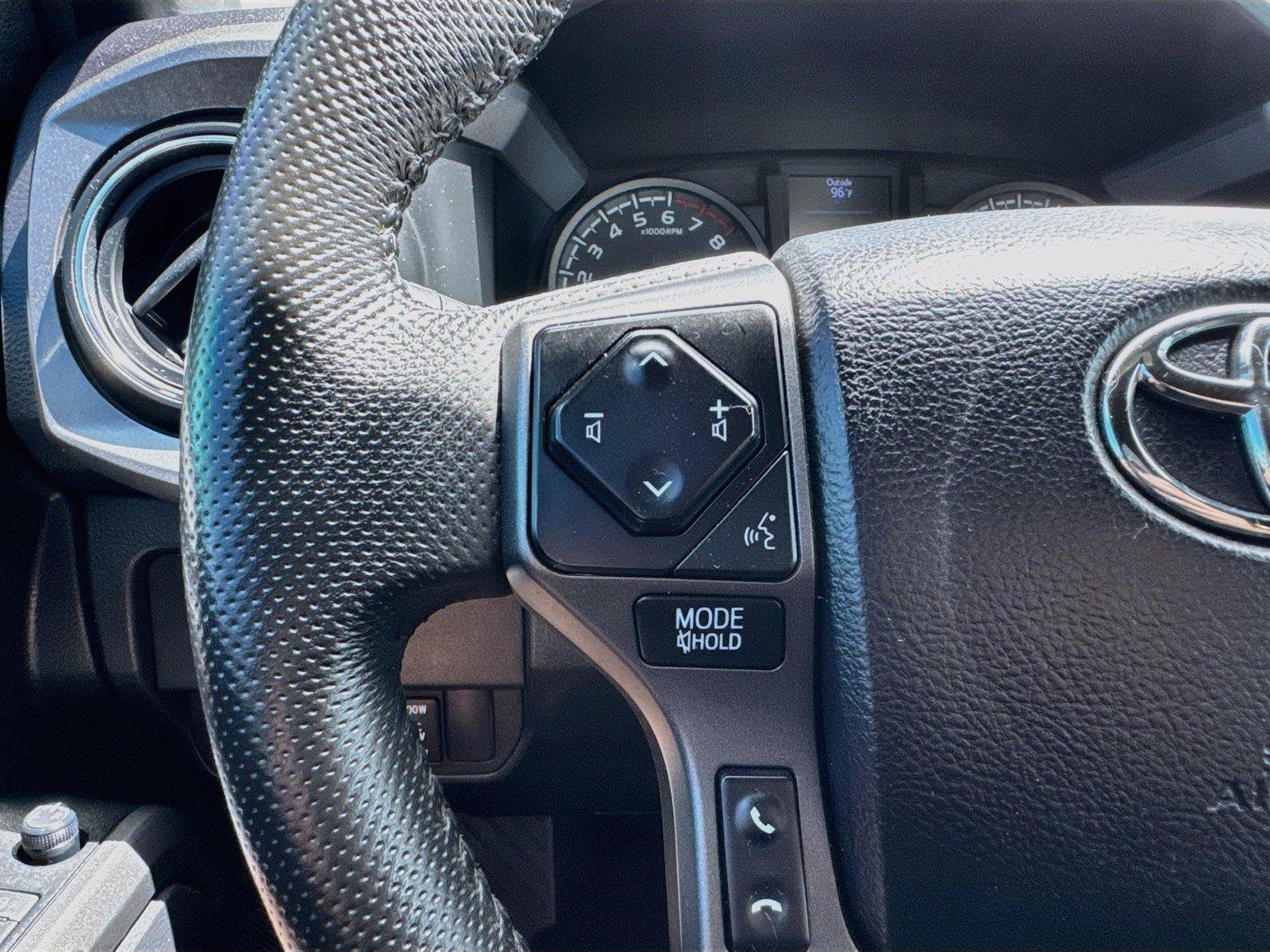 Used 2021 Toyota Tacoma TRD Sport w/ Technology Package RWD image 12