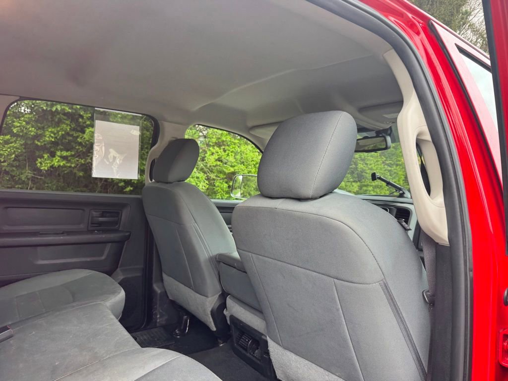 Used 2016 RAM 2500 Tradesman w/ Chrome Appearance Group AWD/4WD image 14