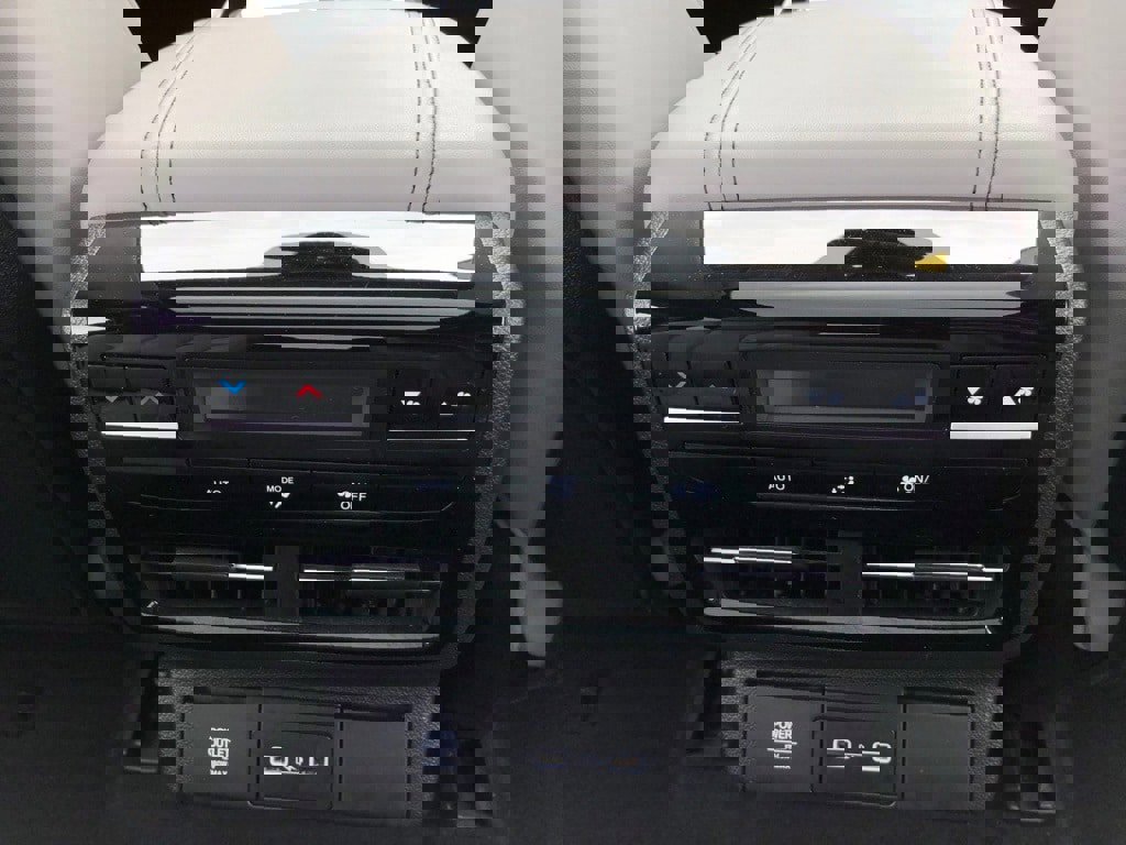 Used 2023 Acura MDX SH-AWD w/ Technology Package image 37