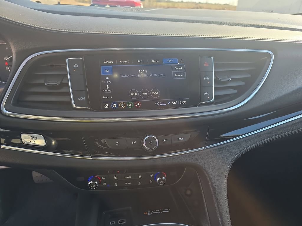Used 2024 Buick Enclave Avenir w/ Trailering Package, 5000 lbs. FWD image 21
