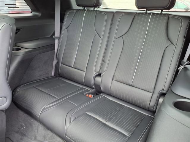 New 2026 Cadillac Vistiq Luxury image 19