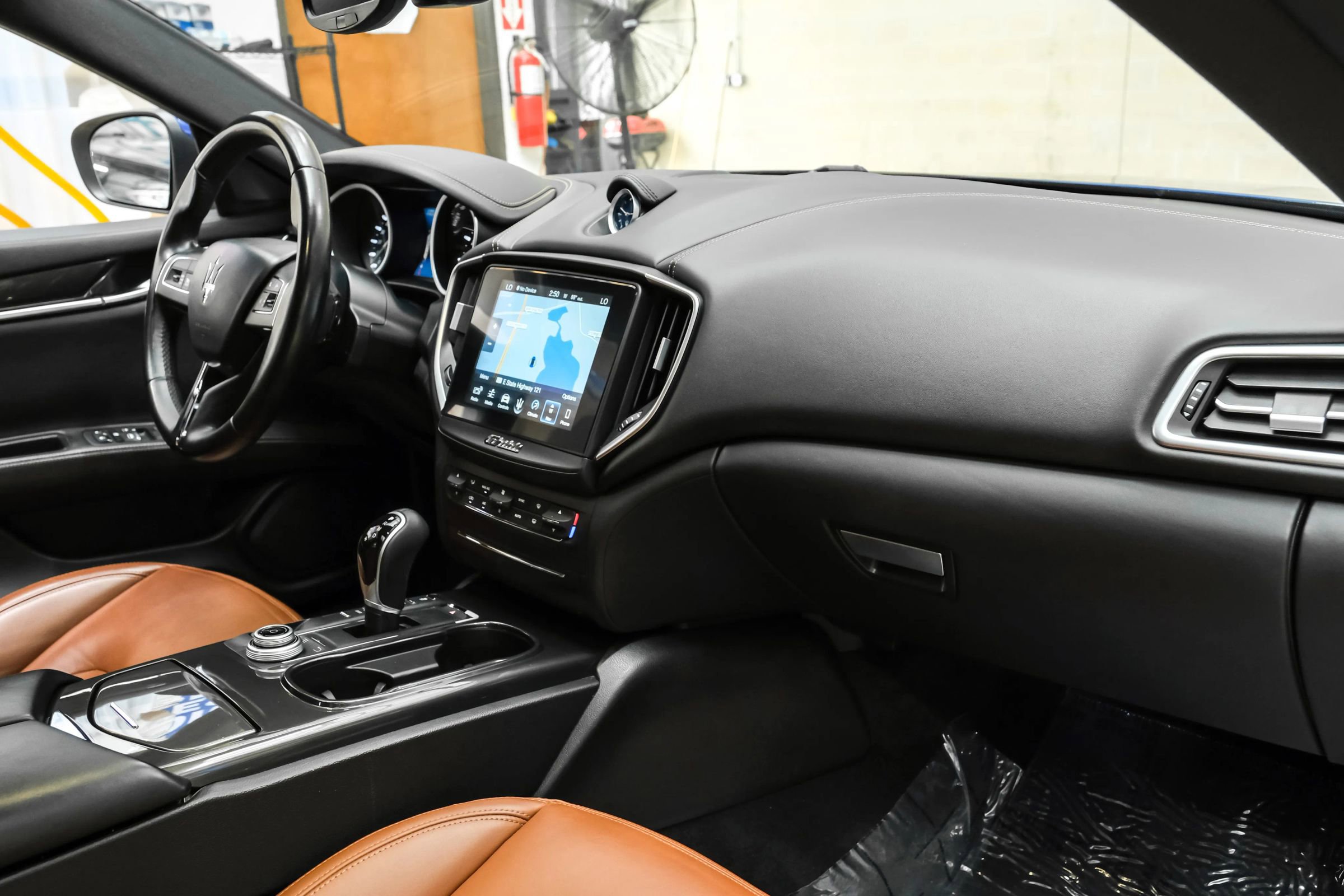 Used 2018 Maserati Ghibli S Q4 image 11