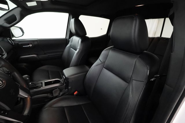 Used 2023 Toyota Tacoma TRD Sport w/ TRD Premium Sport Package image 11