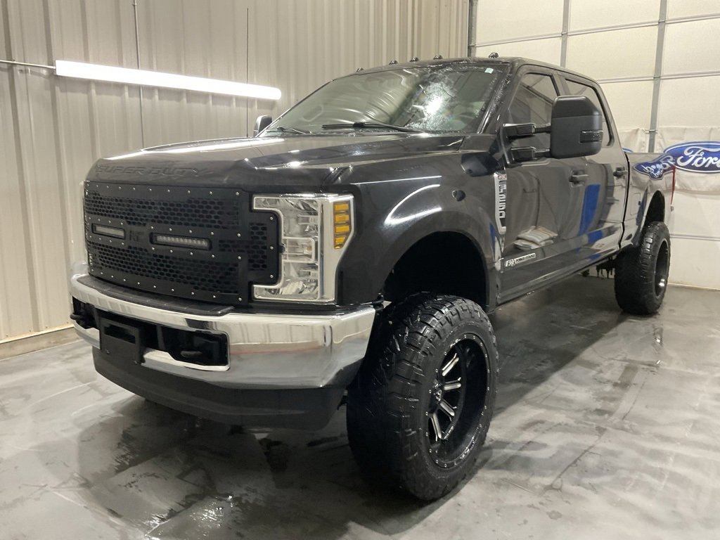 Used 2019 Ford F250 XL w/ STX Appearance Package image 3