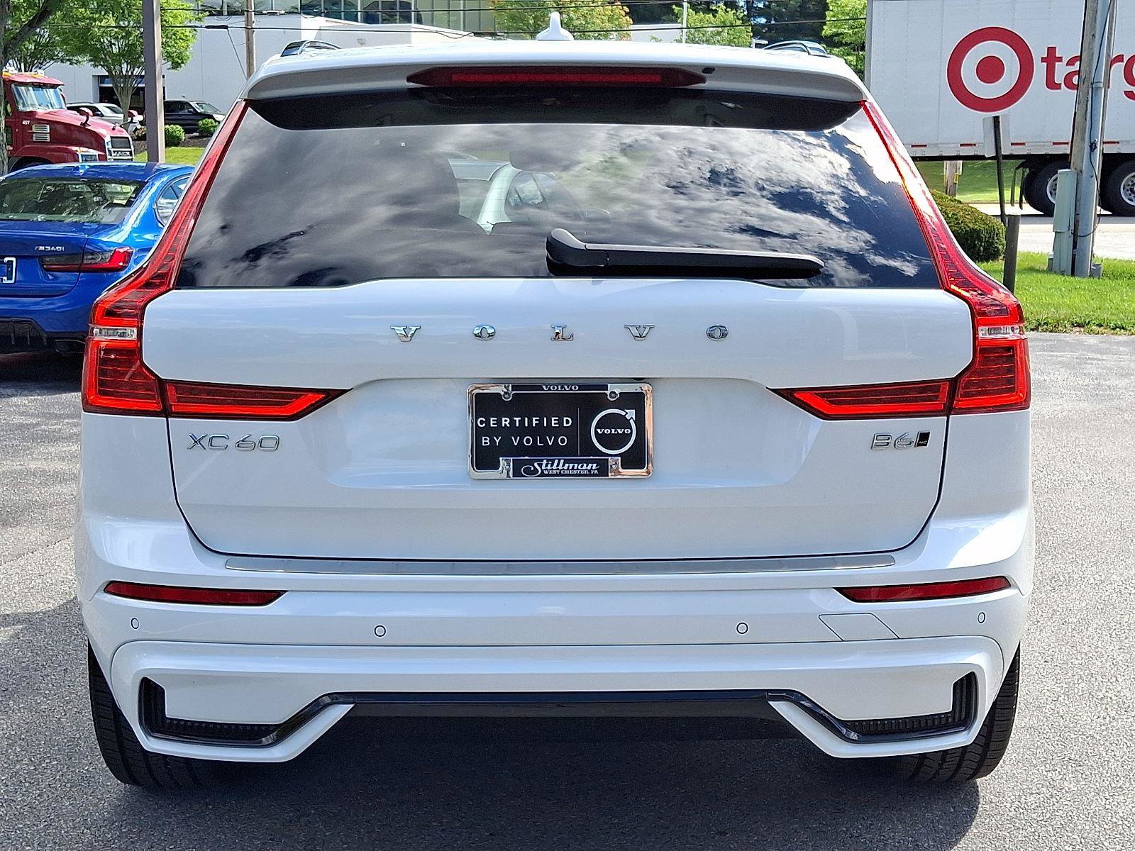 Certified 2023 Volvo XC60 B6 Ultimate w/ Climate Package AWD/4WD image 5