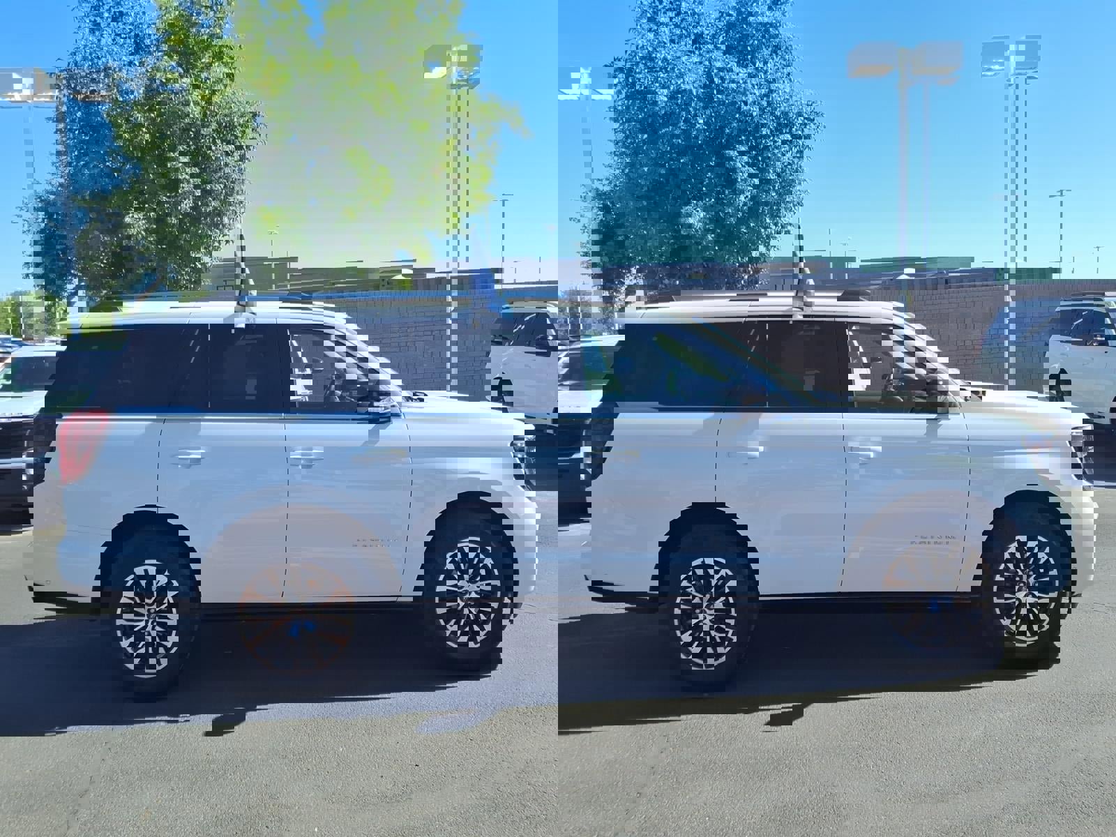 Certified 2025 Ford Expedition Platinum image 3