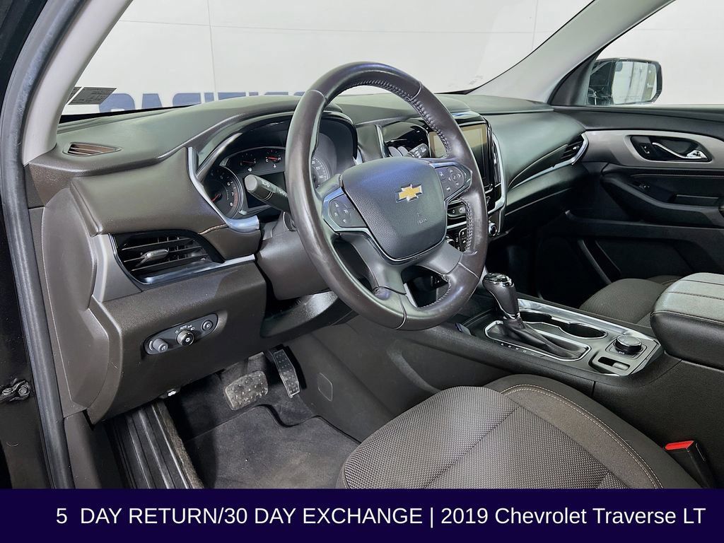 Used 2019 Chevrolet Traverse LT image 11