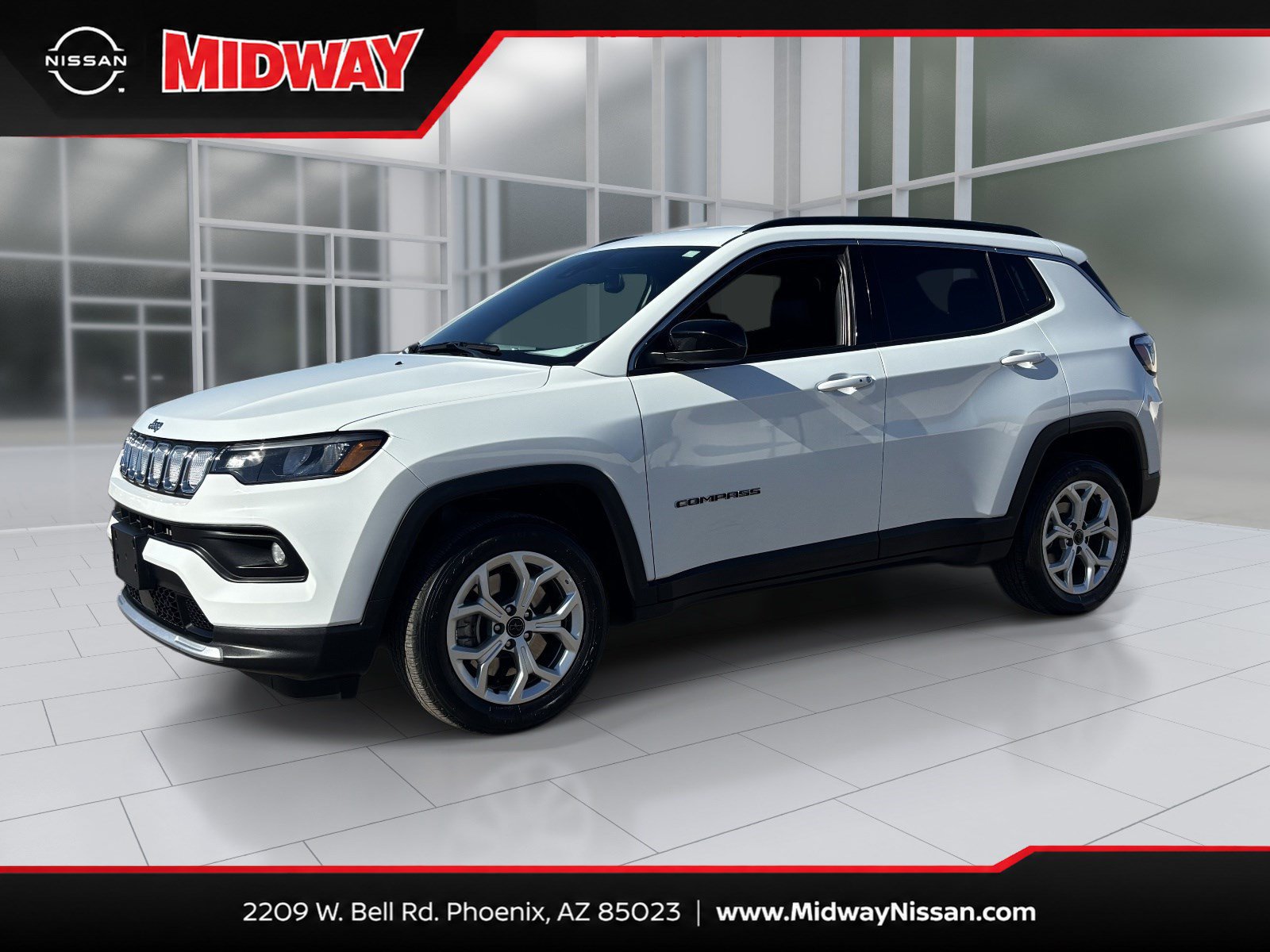 Used 2025 Jeep Compass Latitude AWD/4WD image 1