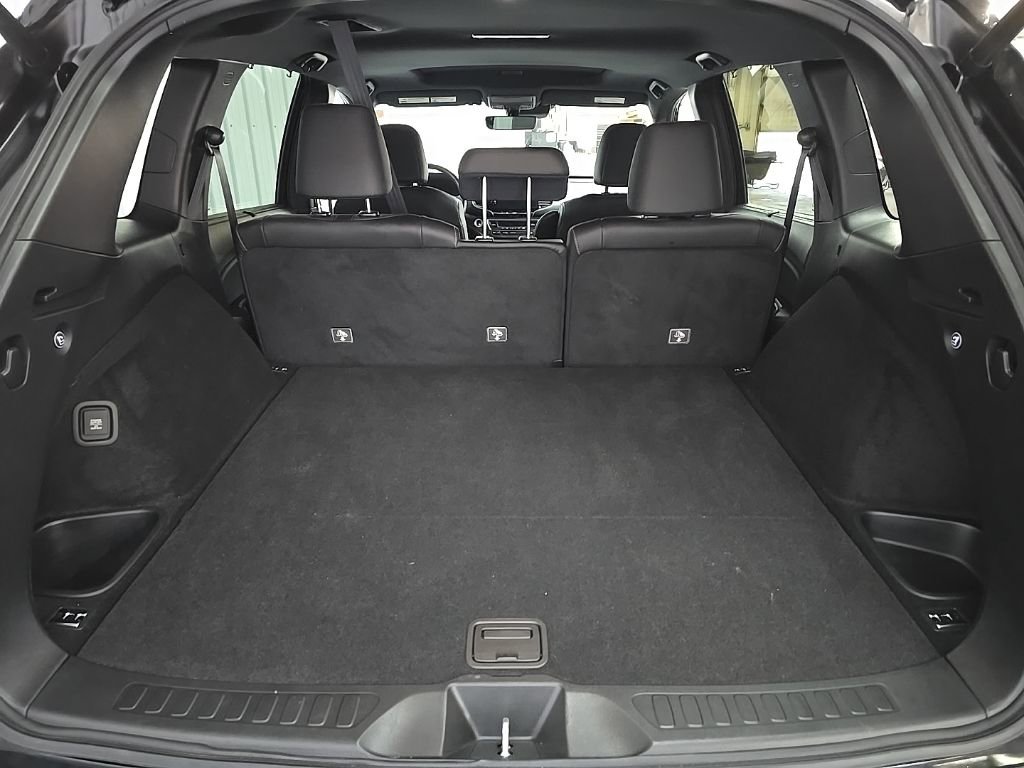 Used 2023 Honda Passport TrailSport image 12