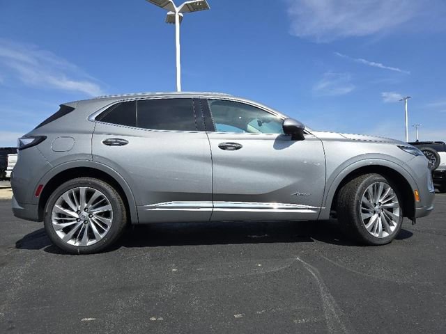 Used 2024 Buick Envision Avenir image 24