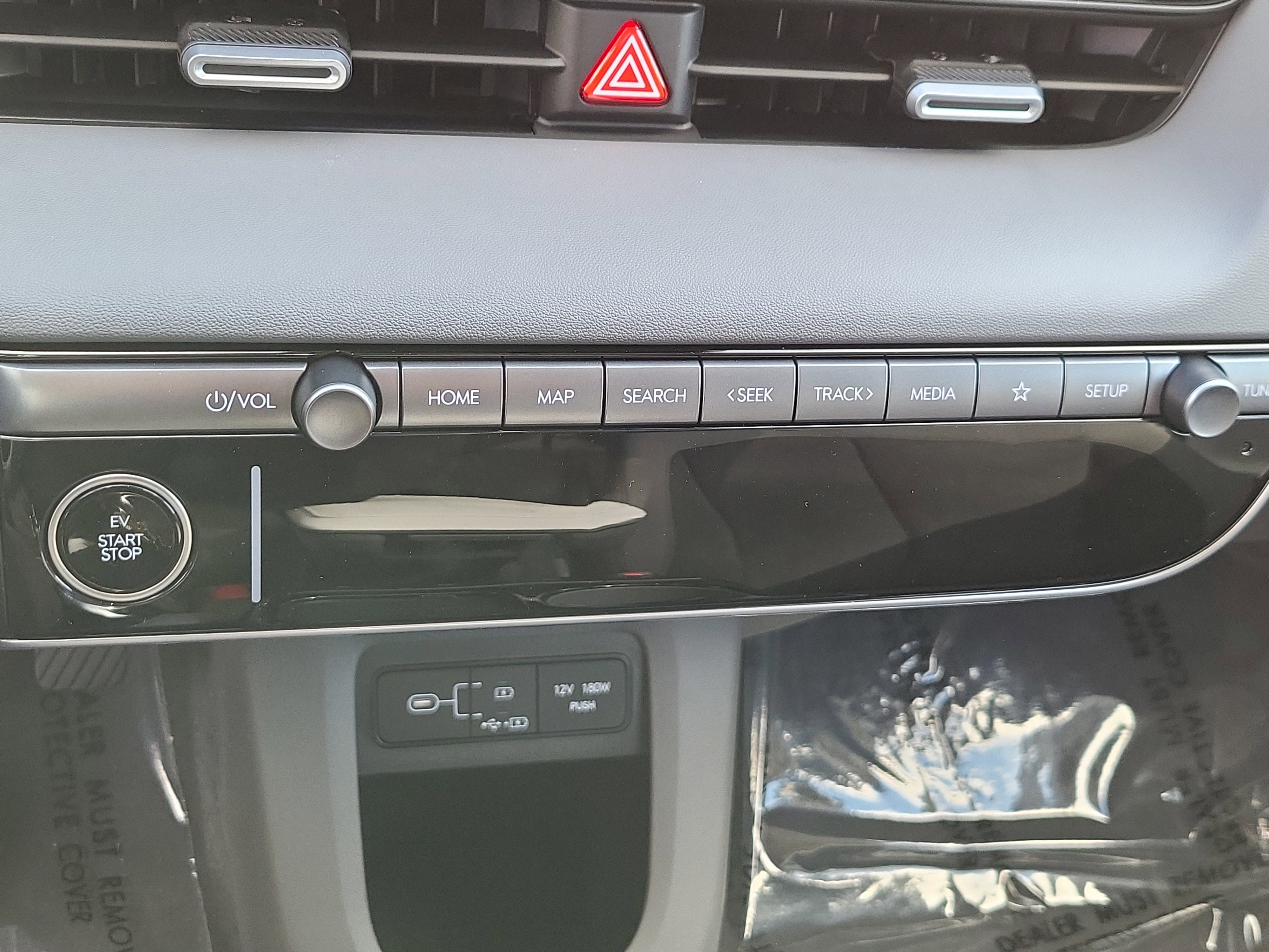 New 2025 Hyundai Ioniq 5 SE image 16