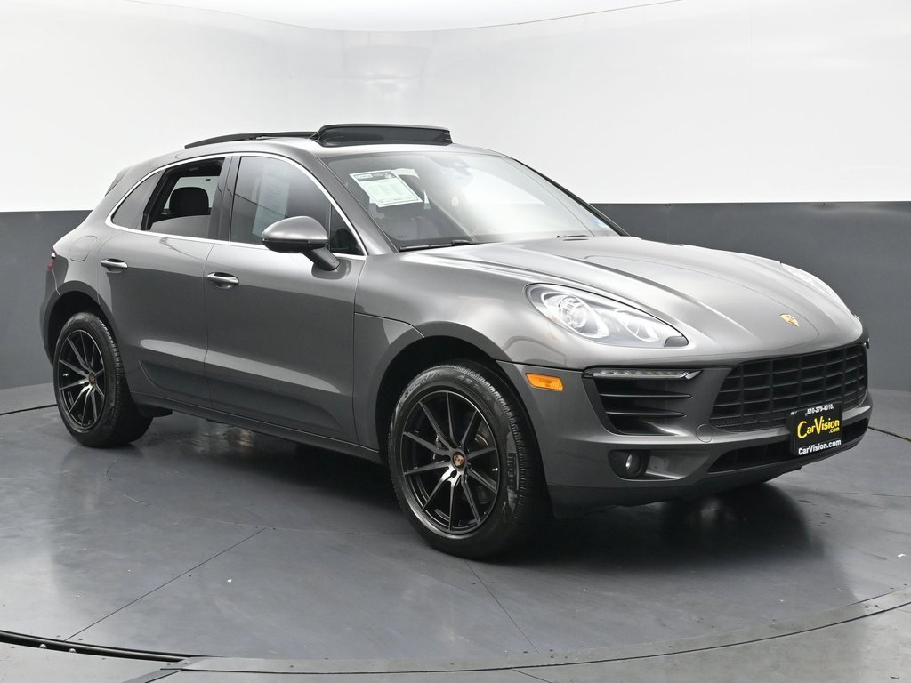 Used 2015 Porsche Macan S image 2