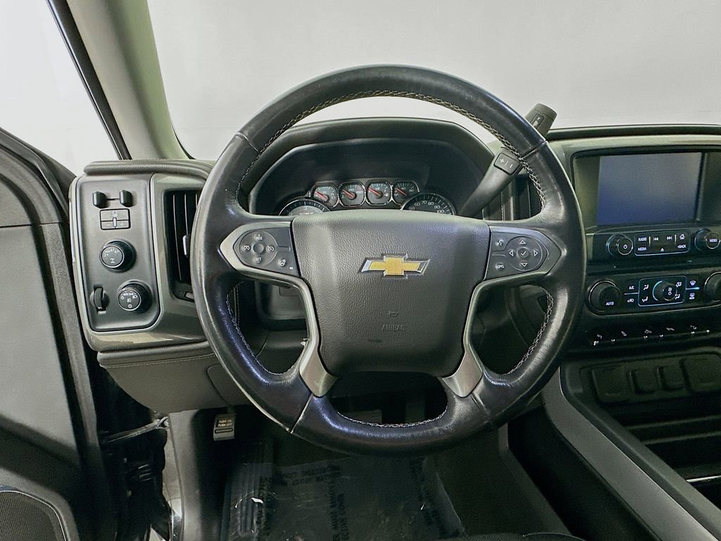 Used 2018 Chevrolet Silverado 1500 LTZ Z71 w/ LPO, Black Pack image 18