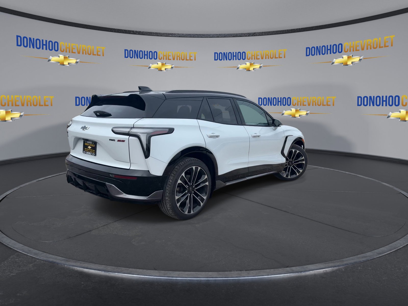 New 2026 Chevrolet Blazer EV SS image 8