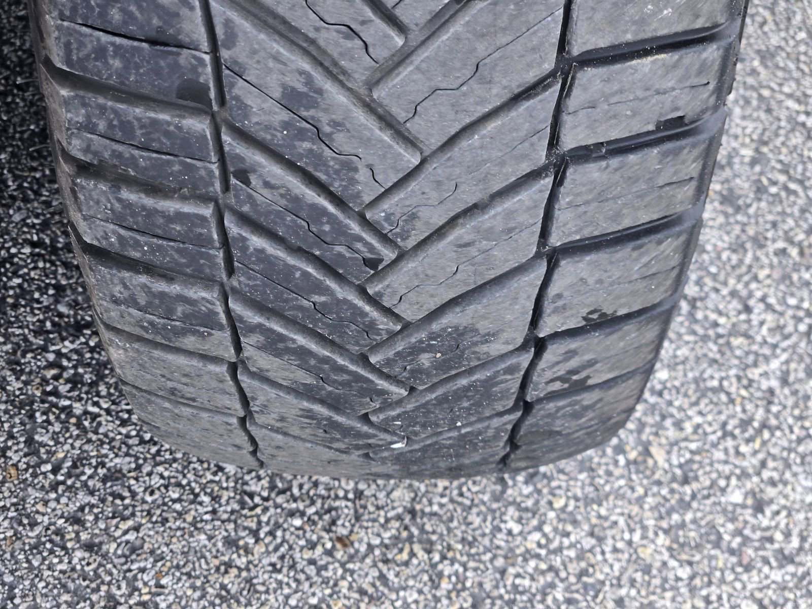 Used 2017 Ford Transit 250 148 Medium Roof image 11