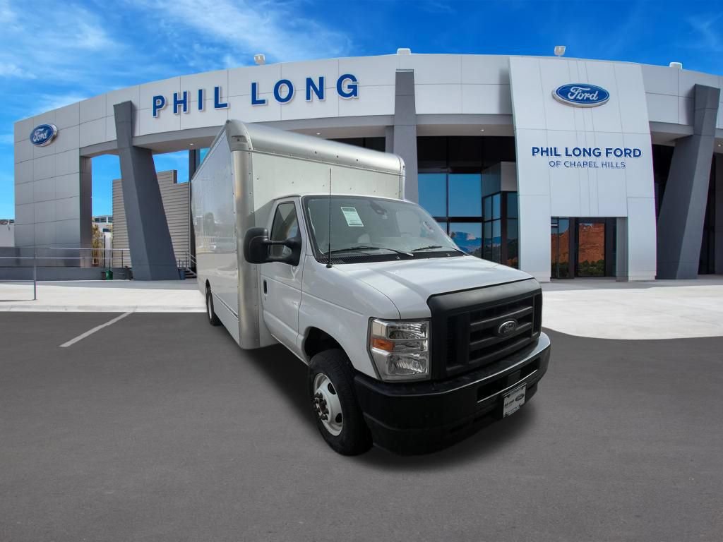 New 2024 Ford E-450 and Econoline 450 Super Duty w/ Driver's Safety Package