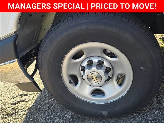 New 2025 Chevrolet Express 3500 w/ Power Convenience Package RWD image 19