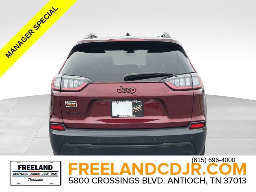 Used 2021 Jeep Cherokee Latitude Plus AWD/4WD image 4