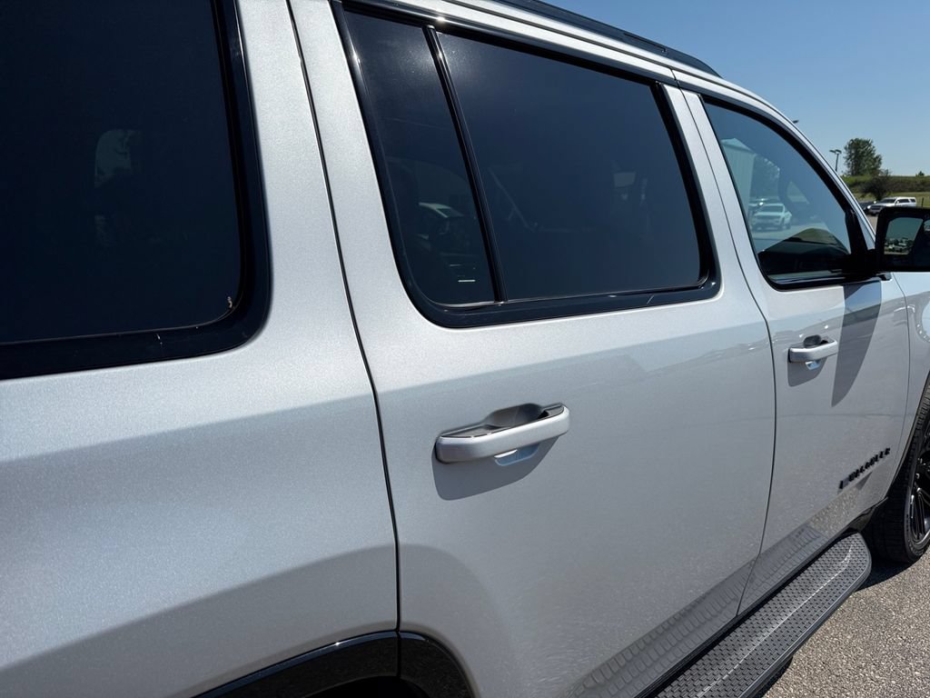 Used 2024 Jeep Wagoneer Series II AWD/4WD image 40