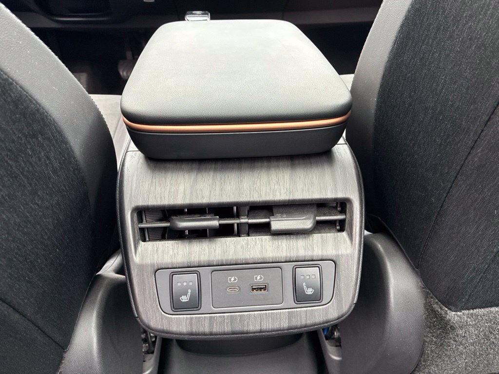 Certified 2024 Nissan Ariya AWD image 28