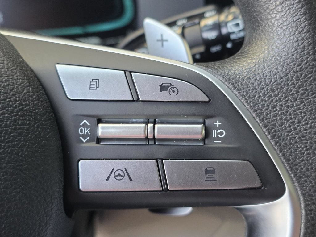 Used 2023 Hyundai Palisade SE FWD image 28