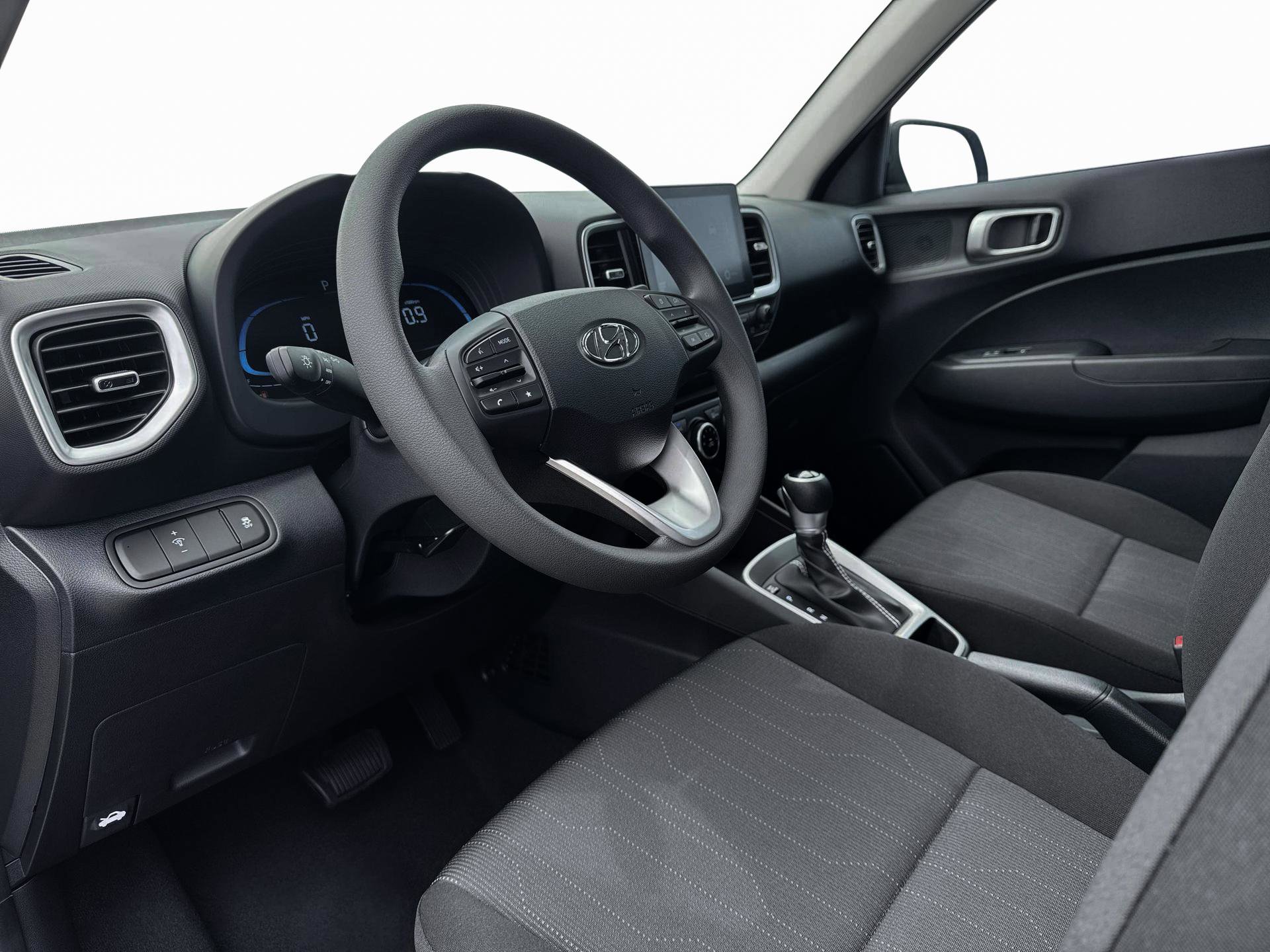 New 2026 Hyundai Venue SE FWD image 14