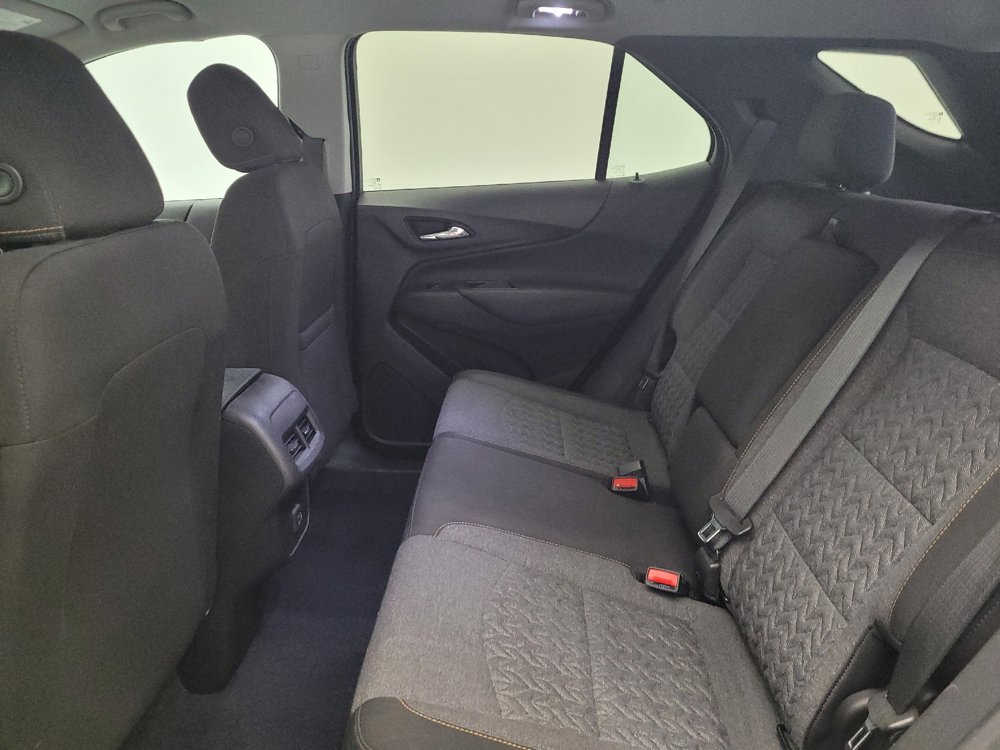 Used 2023 Chevrolet Equinox LT w/ LPO, Floor Liner Package AWD/4WD image 18