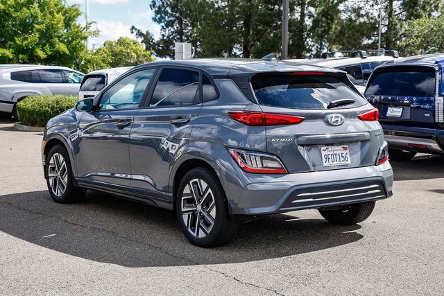 Certified 2023 Hyundai Kona Limited FWD image 2