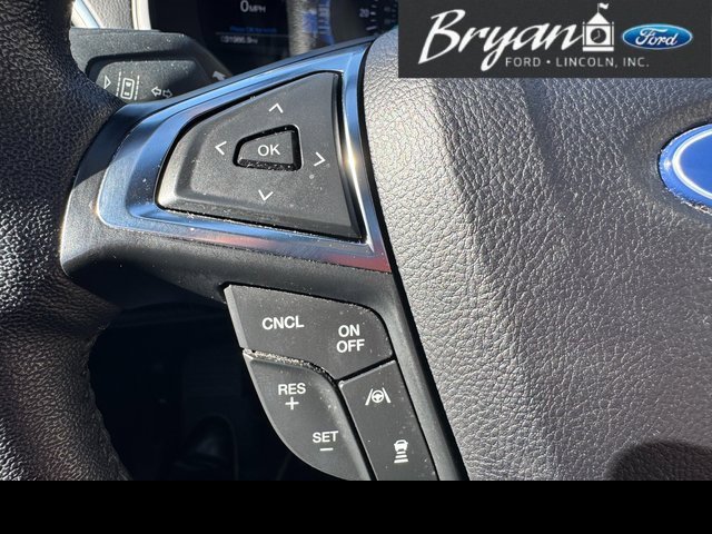 Used 2022 Ford Edge Titanium w/ Equipment Group 301A image 28