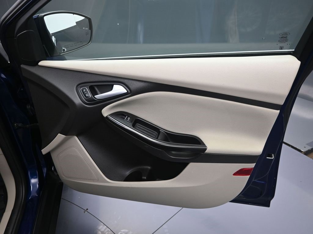 Used 2016 Ford Focus Base w/ Exterior Protection Package image 36