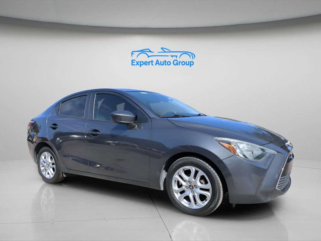 Used 2018 Toyota Yaris iA FWD image 1