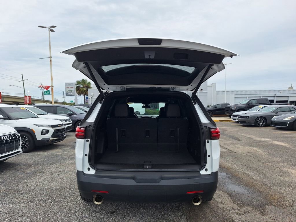 Used 2023 Chevrolet Traverse LT image 27
