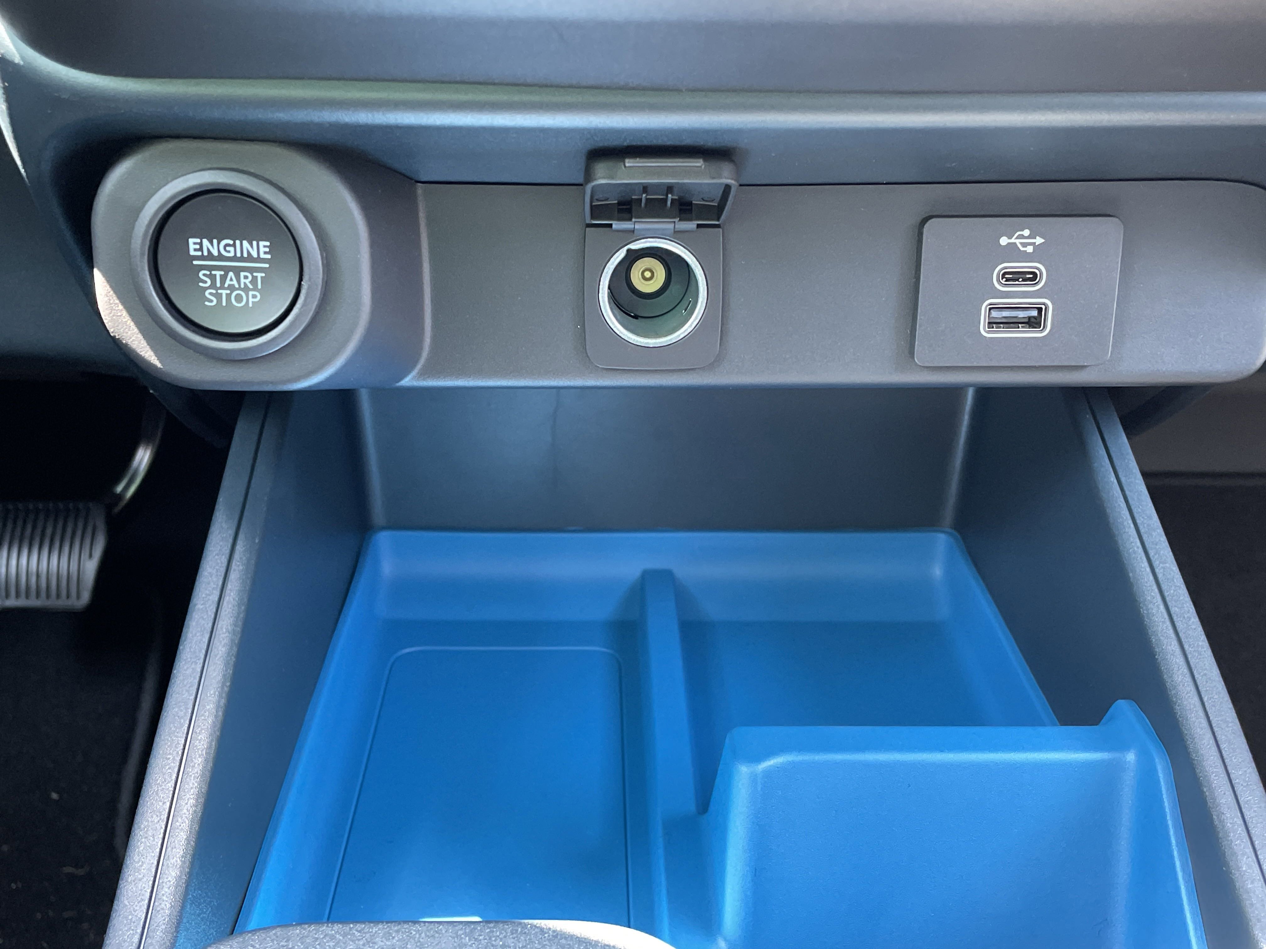 New 2025 Ford Maverick XLT w/ XLT Luxury Package image 30