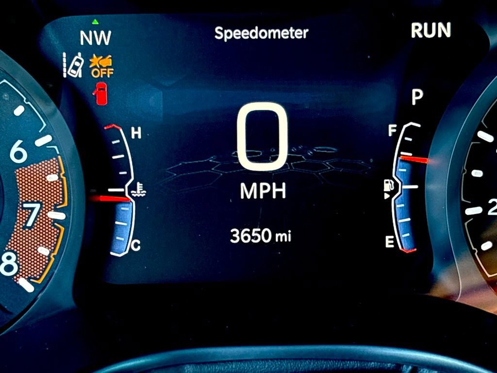 Used 2025 Jeep Compass Latitude w/ Convenience Group image 20