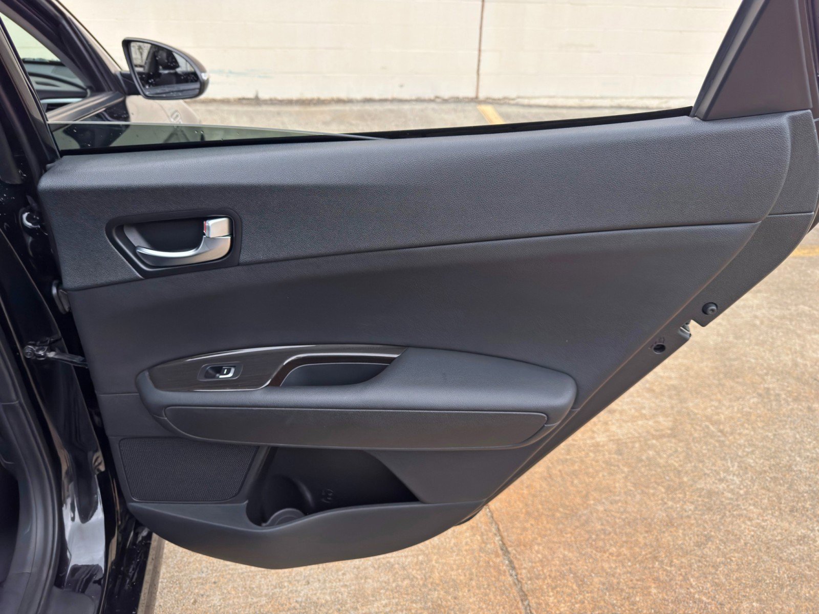 Used 2020 Kia Optima Premium FWD image 45