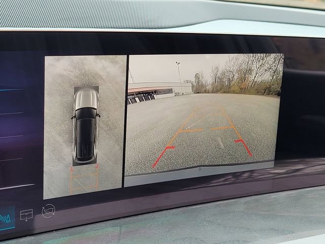 New 2025 Cadillac Escalade IQ Luxury 2 AWD/4WD image 17