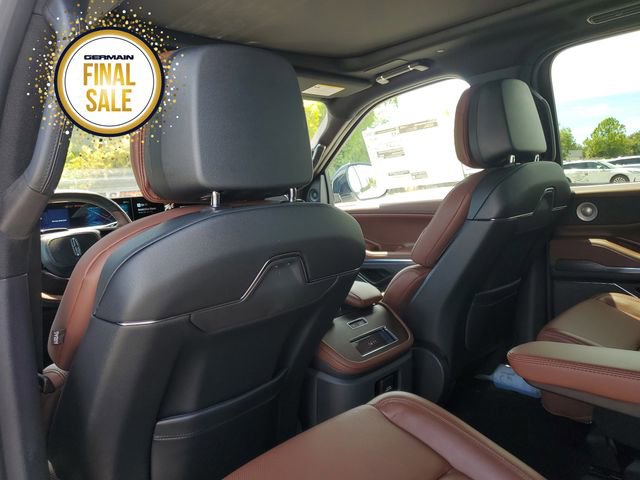 New 2025 Lincoln Navigator Reserve image 18