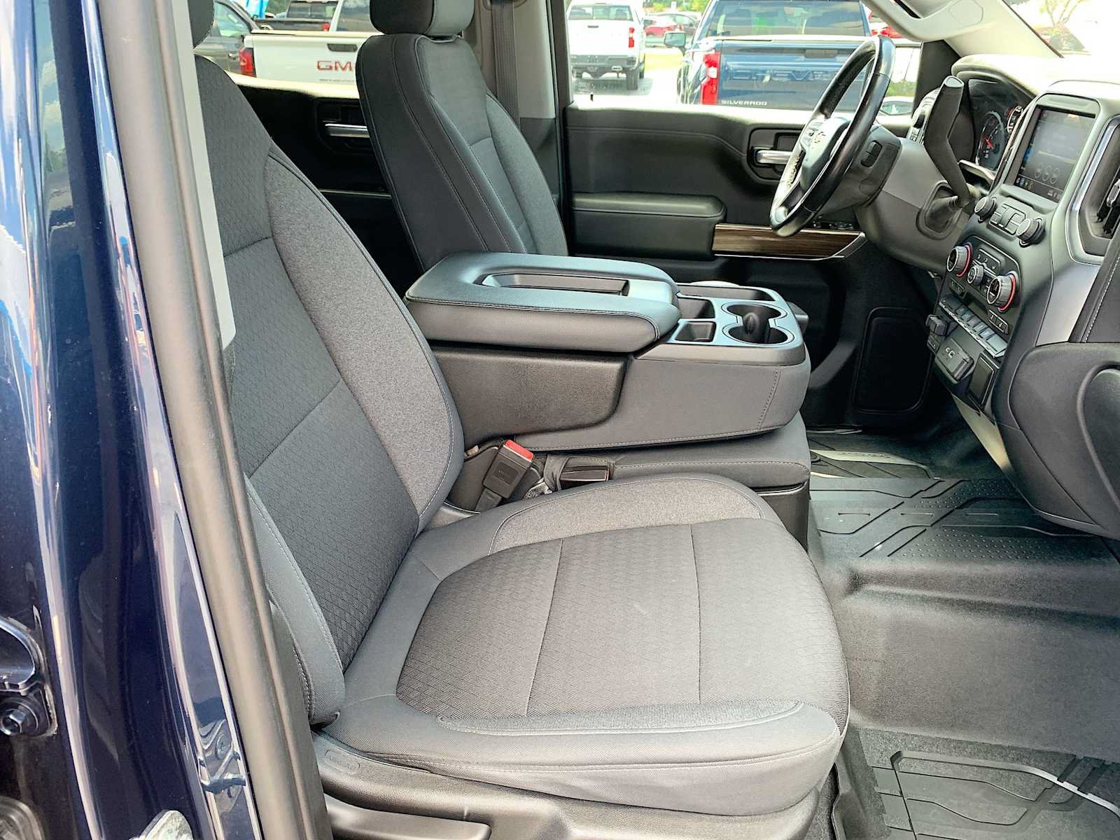 Used 2020 Chevrolet Silverado 1500 LT w/ All-Star Edition AWD/4WD image 26