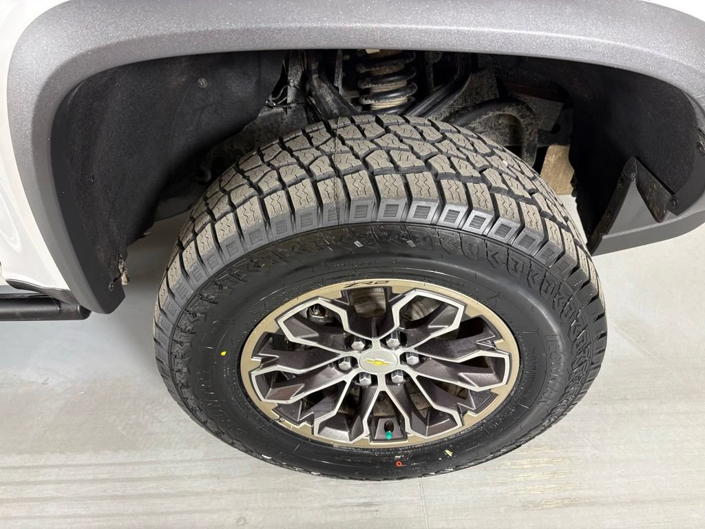 Used 2019 Chevrolet Colorado ZR2 AWD/4WD image 14