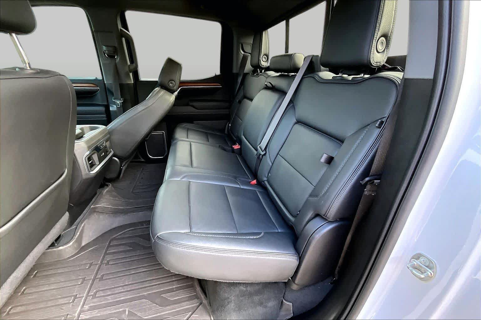 Used 2022 GMC Sierra 1500 Denali w/ Denali Reserve Package RWD image 24