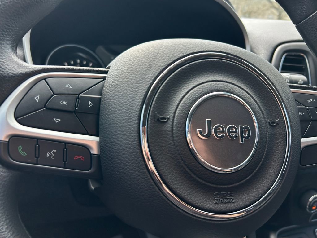 Used 2018 Jeep Compass Sport image 28
