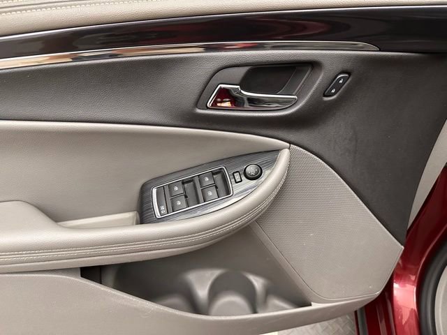 Used 2016 Chevrolet Impala LT w/ Leather Package image 17